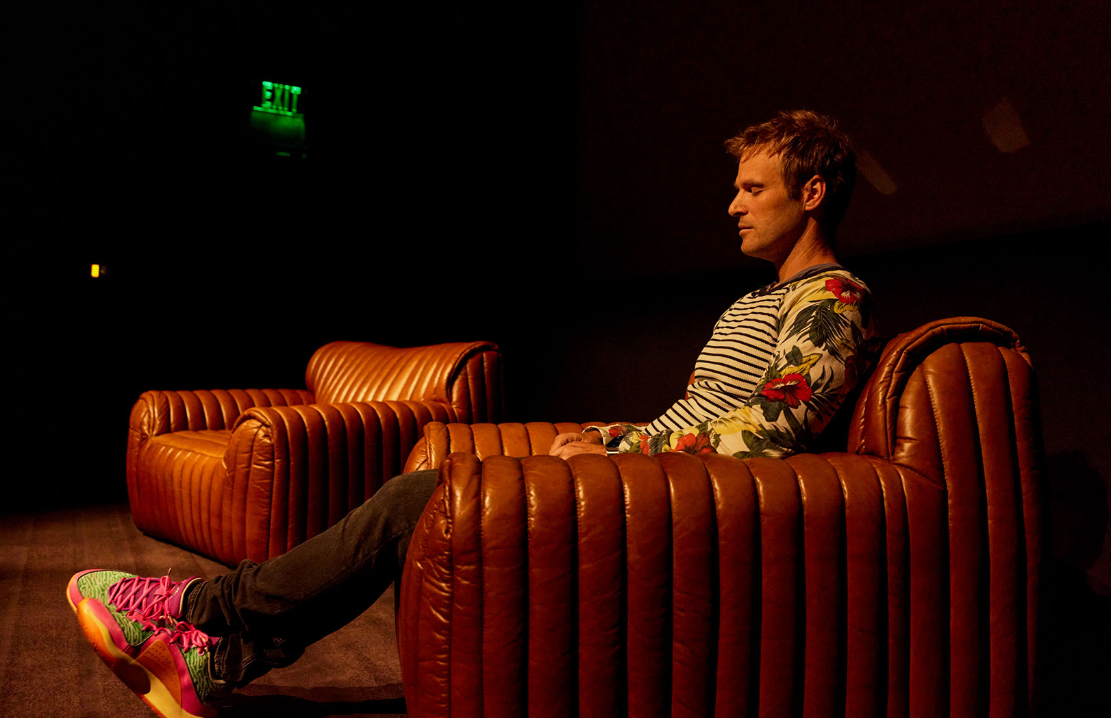 Energy Meditation - Charlie shares practical energy exercises and demonstrates how he works with energy to heal others.